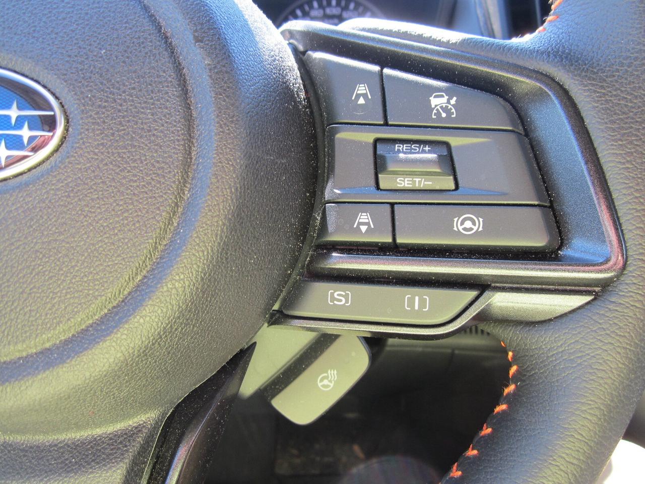 2024 Subaru Crosstrek Limited AWD LOADED ONE OWNER NO ACCIDENTS Photo