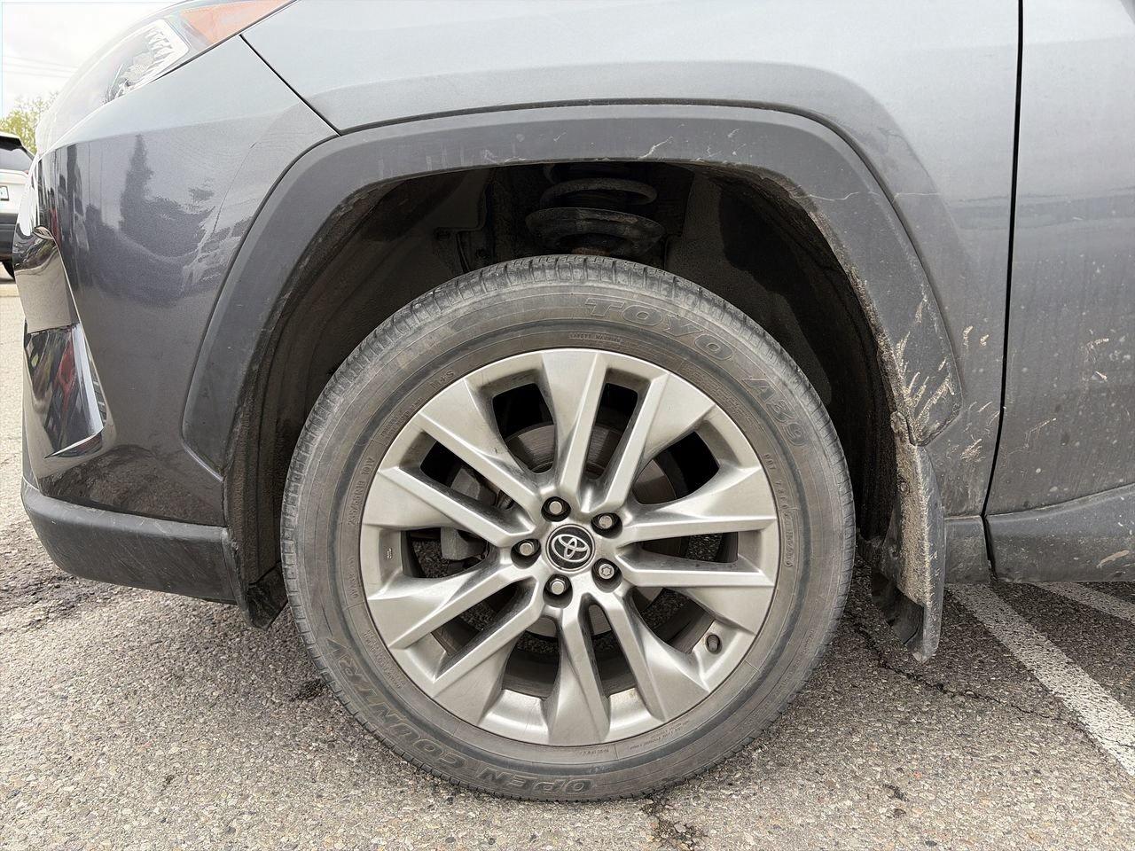 2021 Toyota RAV4 XLE AWD PREMIUM PKG 6.95%TCUV   SOFTEX LEATHER   S Photo