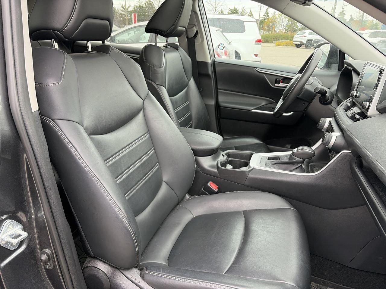 2021 Toyota RAV4 XLE AWD PREMIUM PKG 6.95%TCUV   SOFTEX LEATHER   S Photo