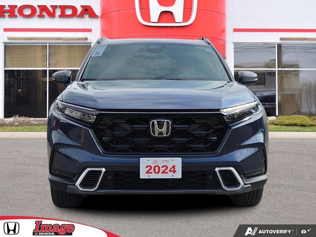2024 Honda CR-V Hybrid Touring AWD   LEATHER   NO CLAIMS   SUNROOF Photo