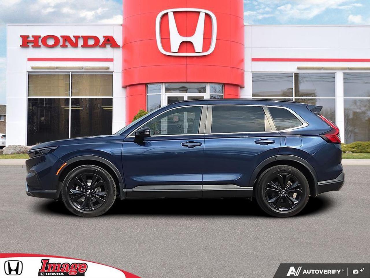 2024 Honda CR-V Hybrid Touring AWD   LEATHER   NO CLAIMS   SUNROOF Photo2