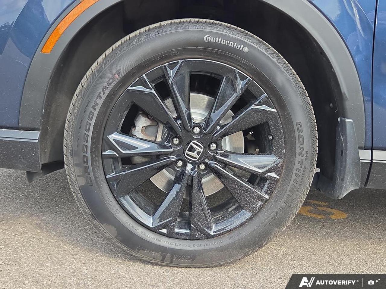 2024 Honda CR-V Hybrid Touring AWD   LEATHER   NO CLAIMS   SUNROOF Photo