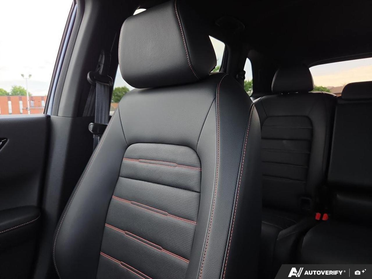 2024 Honda CR-V Hybrid Touring AWD   LEATHER   NO CLAIMS   SUNROOF Photo