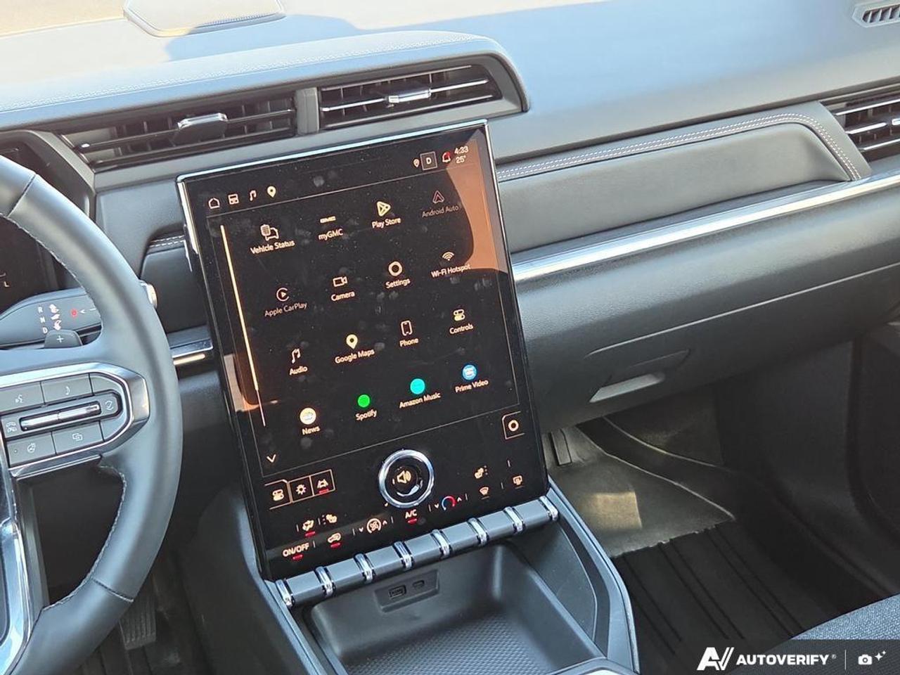 2026 GMC Terrain Elevation AWD   LOW KM   NO CLAIMS   TECH PKG Photo