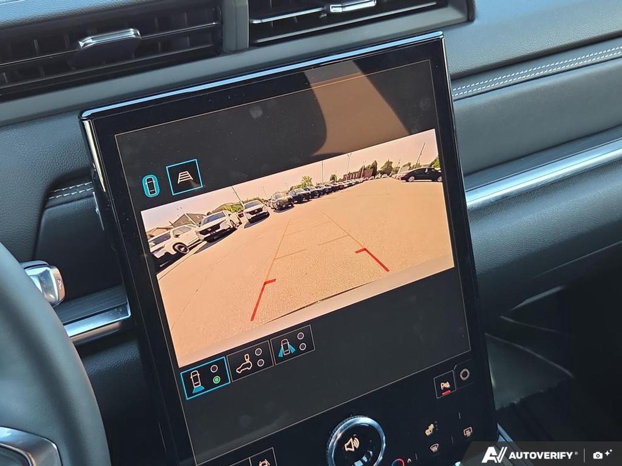 2026 GMC Terrain Elevation AWD   LOW KM   NO CLAIMS   TECH PKG Photo