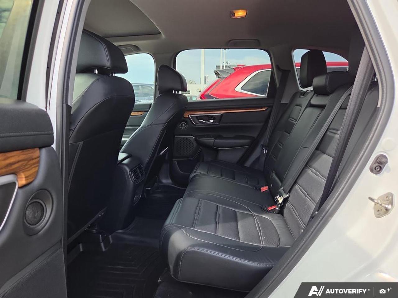2019 Honda CR-V EX-L AWD   LEATHER   SUNROOF   NO CLAIMS Photo