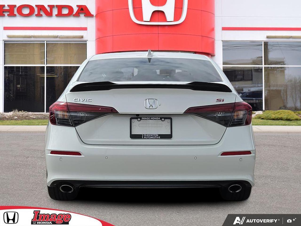 2025 Honda Civic Si Sedan NO CLAIMS   ONE OWNER   BOSE   SUNROOF Photo