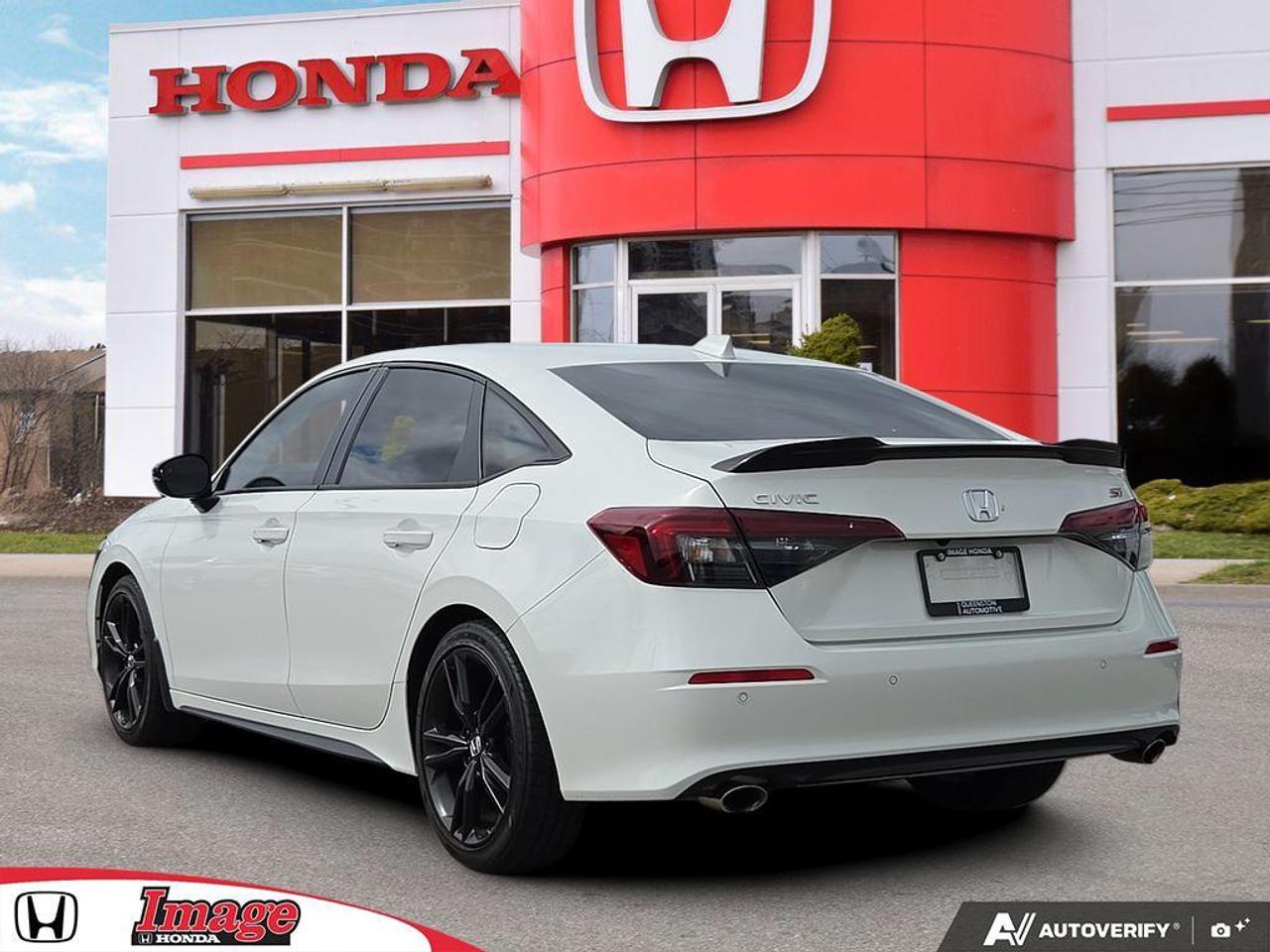 2025 Honda Civic Si Sedan NO CLAIMS   ONE OWNER   BOSE   SUNROOF Photo3