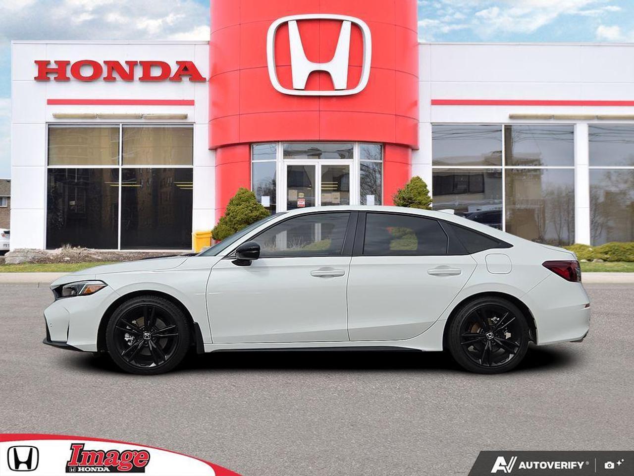 2025 Honda Civic Si Sedan NO CLAIMS   ONE OWNER   BOSE   SUNROOF Photo