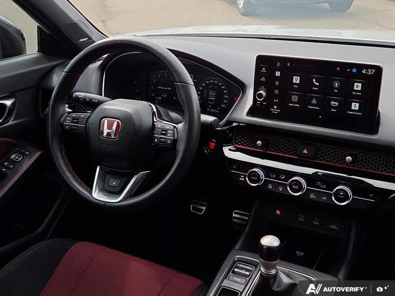 2025 Honda Civic Si Sedan NO CLAIMS   ONE OWNER   BOSE   SUNROOF Photo