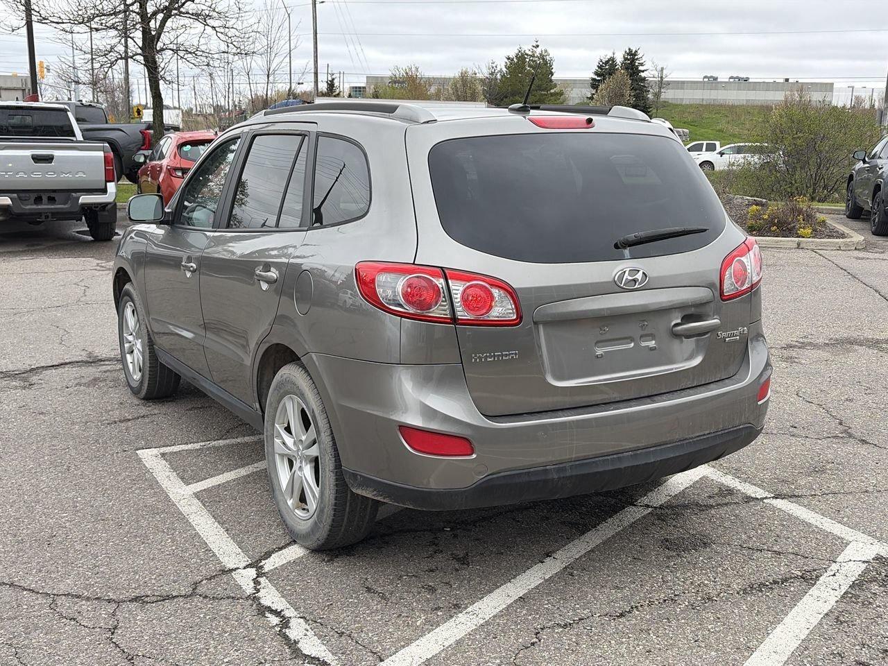 2011 Hyundai Santa Fe GL 2.4L at AWD SOLD AS/IS   PREMIUM PKG   SUNROOF Photo