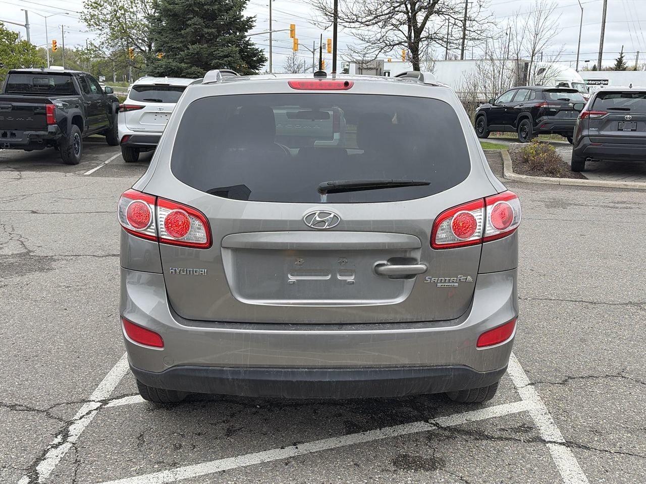 2011 Hyundai Santa Fe GL 2.4L at AWD SOLD AS/IS   PREMIUM PKG   SUNROOF Photo