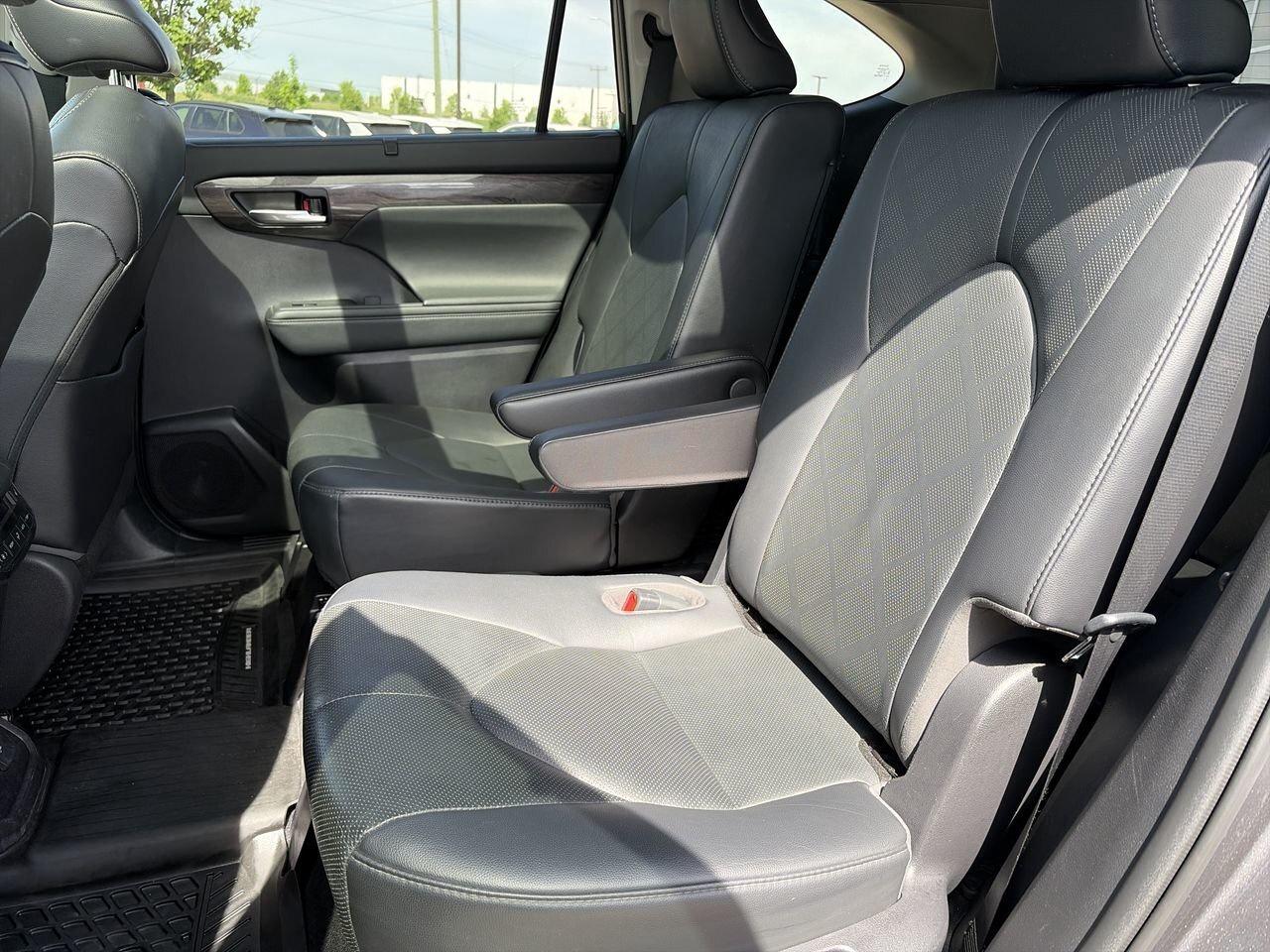 2021 Toyota Highlander Hybrid PLATINUM AWD HEADSUP DISPLAY   VENTED SEATS   HEAT Photo