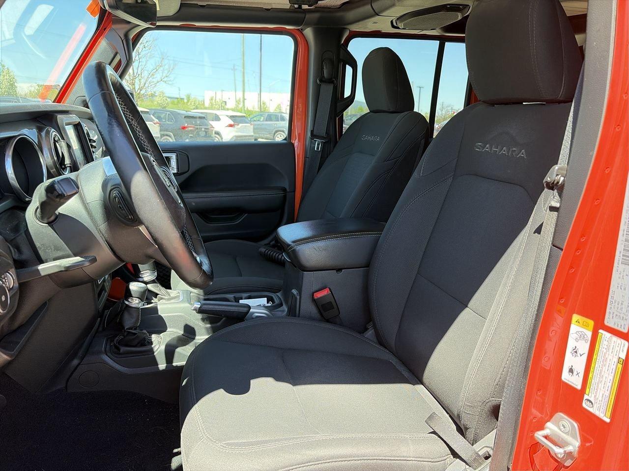2018 Jeep Wrangler Jl Unlimited Sahara 4X4 V6 3.6L   TOW PKG   HEATED Photo
