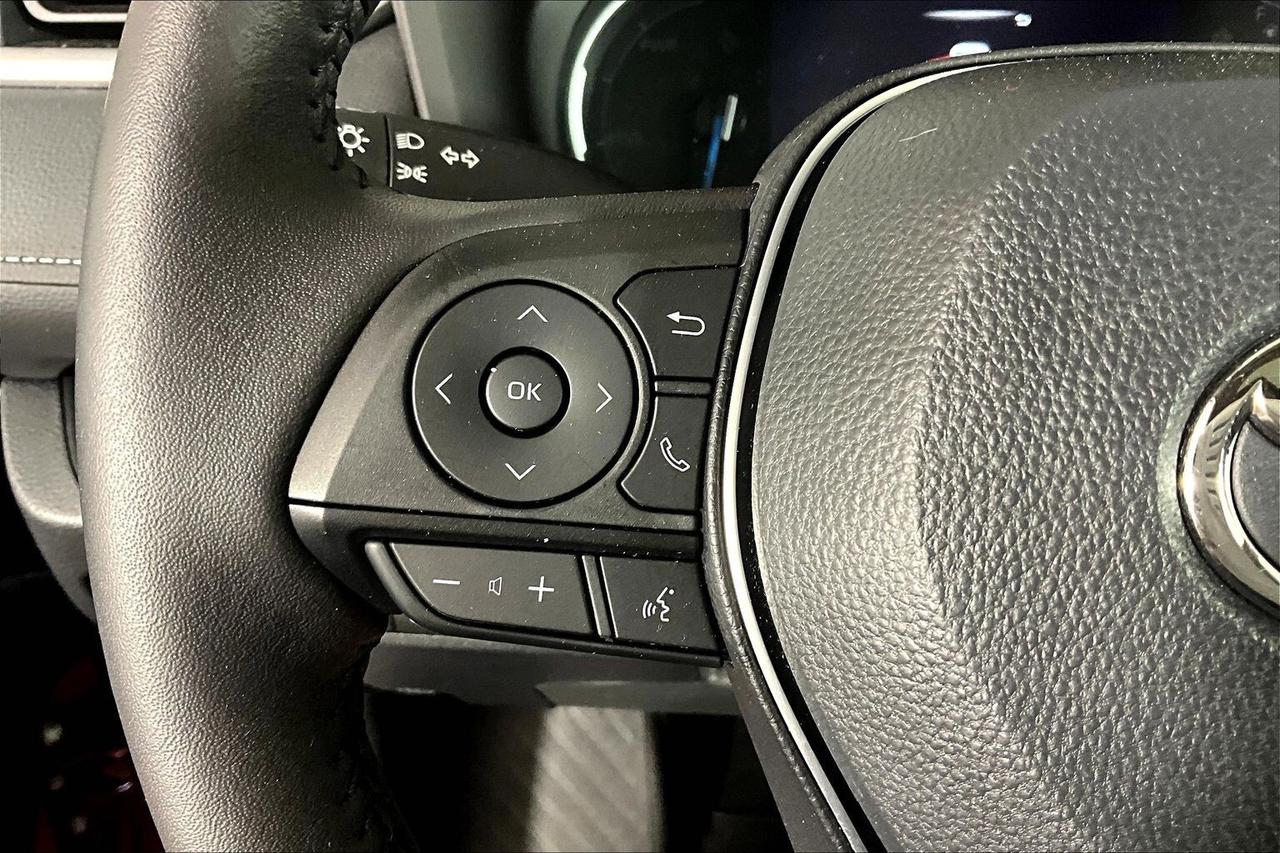 2024 Toyota RAV4 Hybrid XLE AWD Photo
