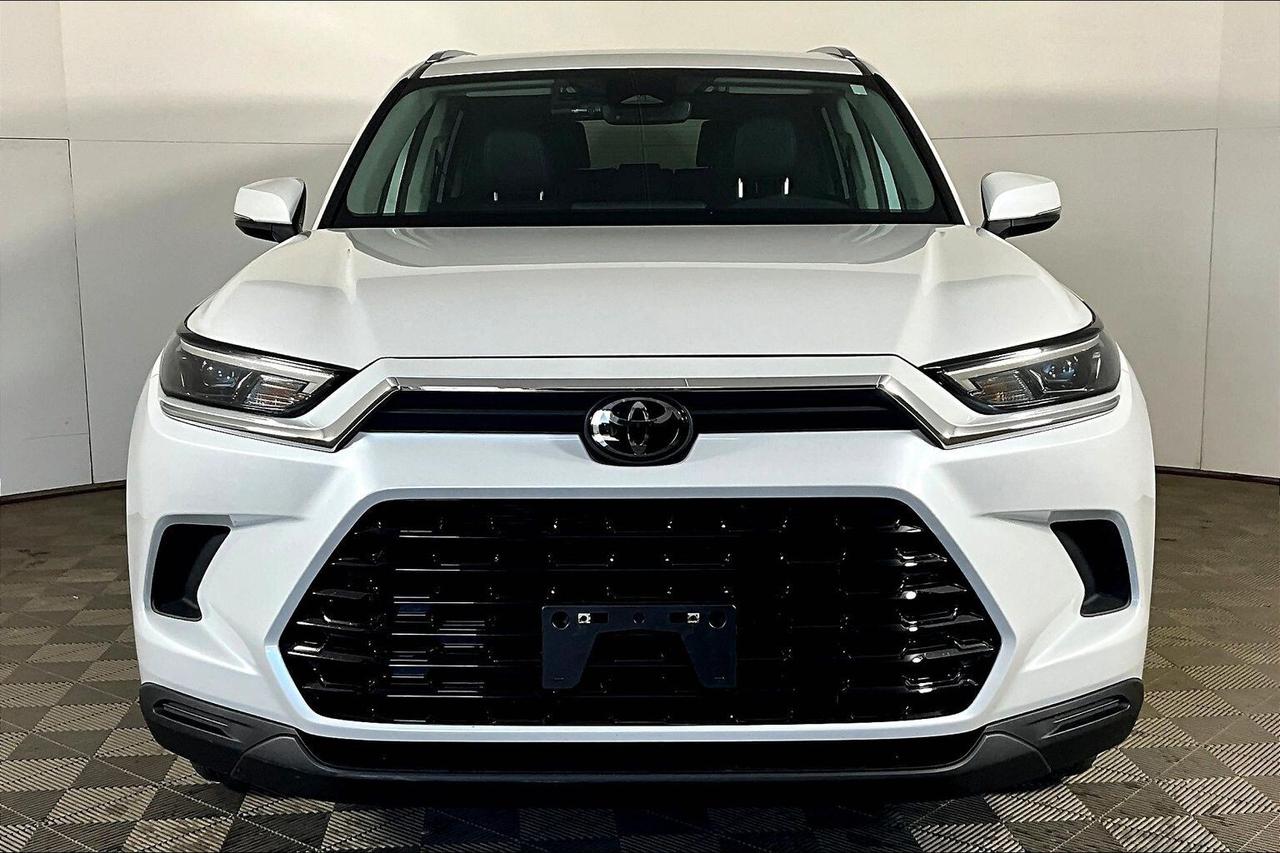 2024 Toyota Grand Highlander XLE AWD Photo