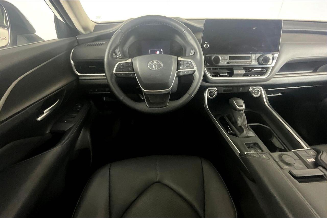 2024 Toyota Grand Highlander XLE AWD Photo