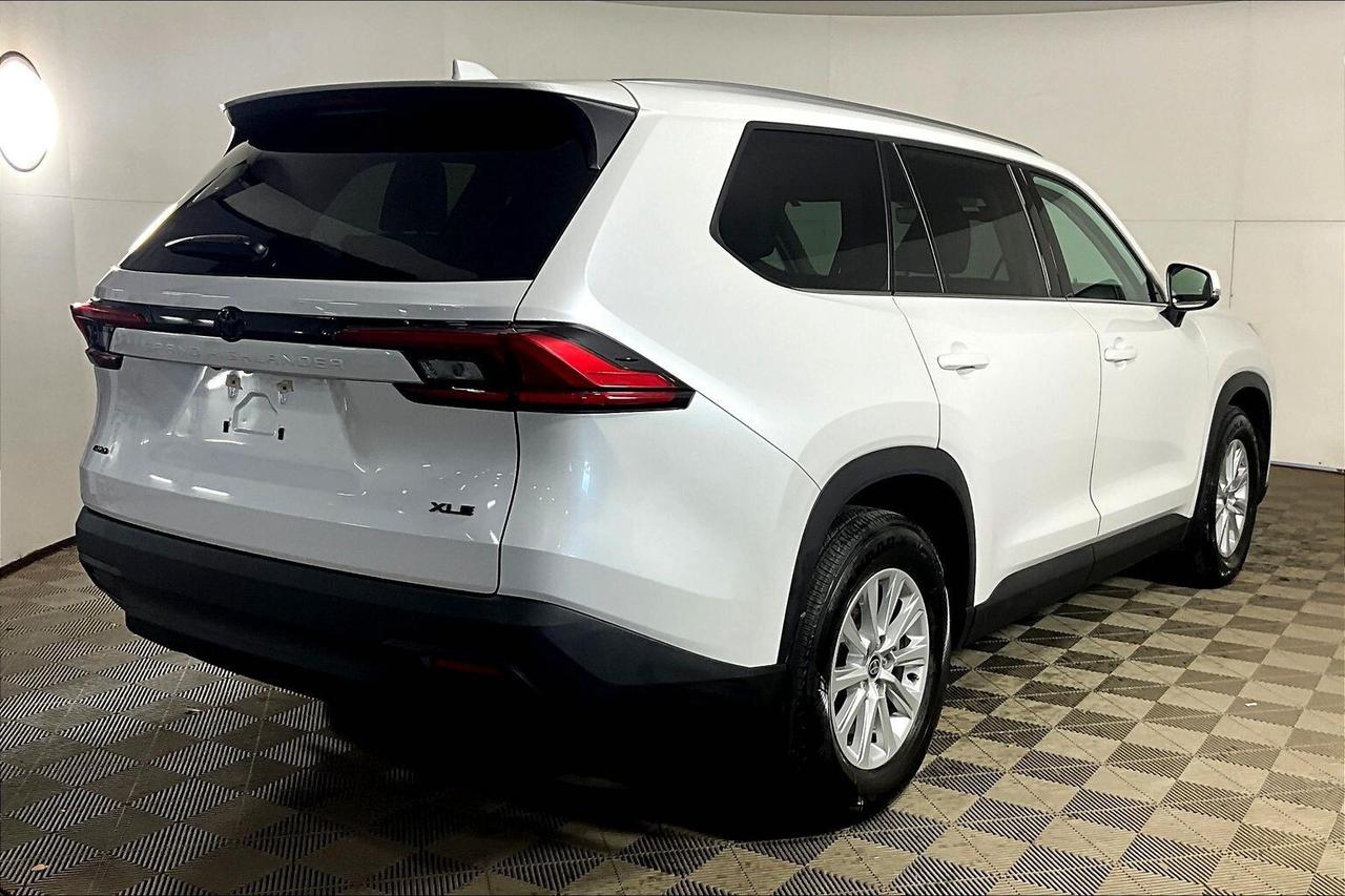 2024 Toyota Grand Highlander XLE AWD Photo