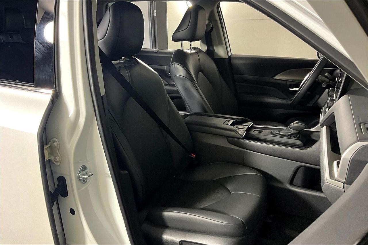 2024 Toyota Grand Highlander XLE AWD Photo