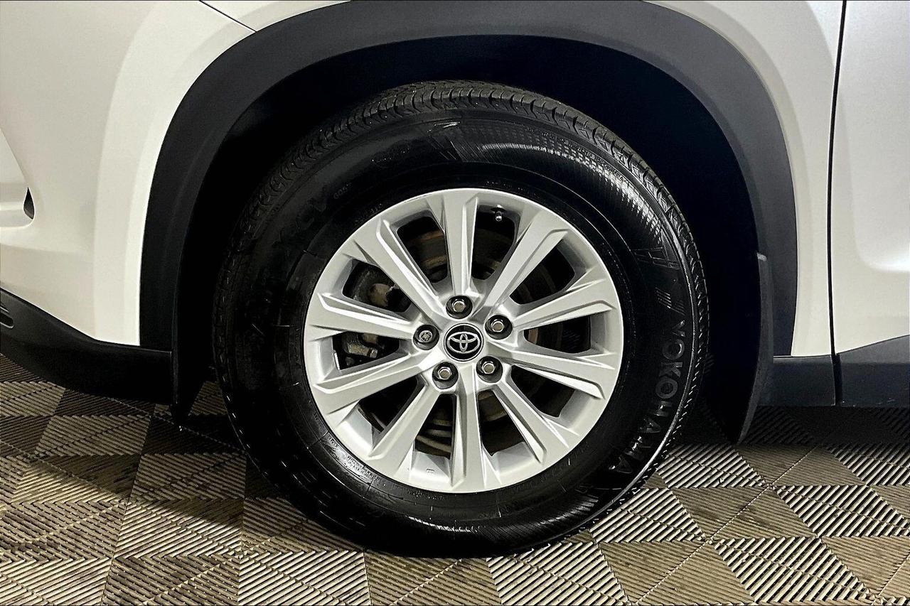 2024 Toyota Grand Highlander XLE AWD Photo
