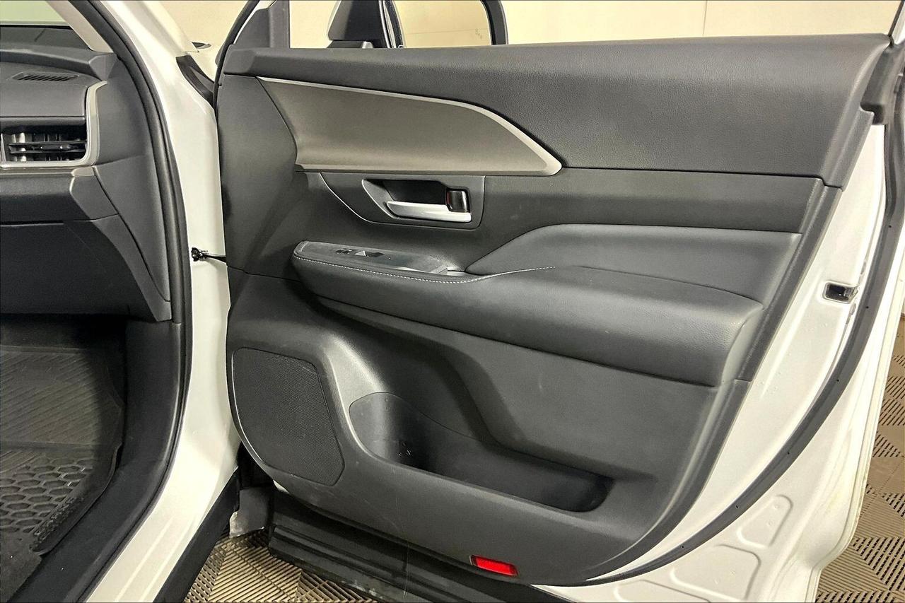2024 Toyota Grand Highlander XLE AWD Photo