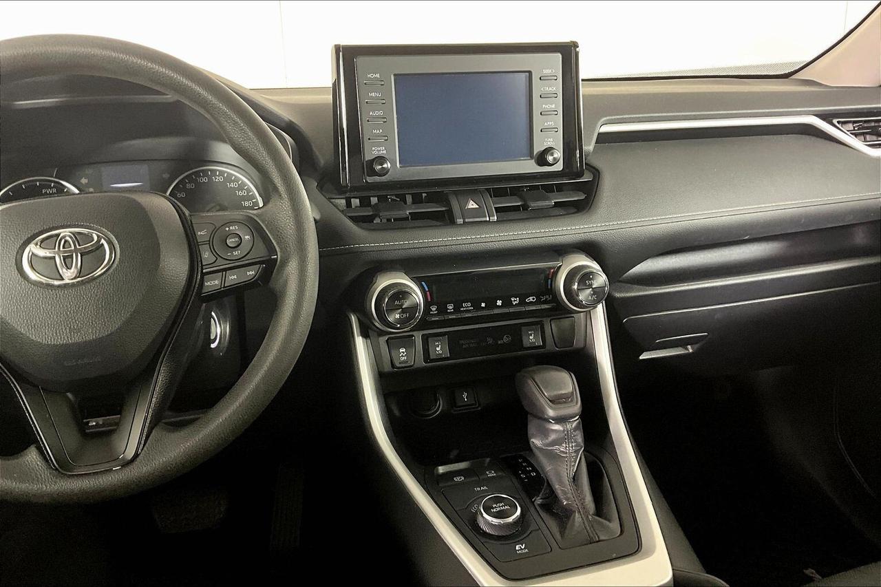 2020 Toyota RAV4 Hybrid LE AWD Photo