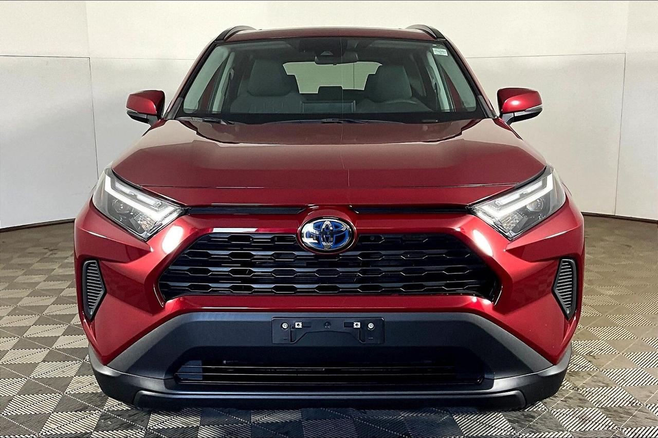 2023 Toyota RAV4 Hybrid XLE AWD Photo