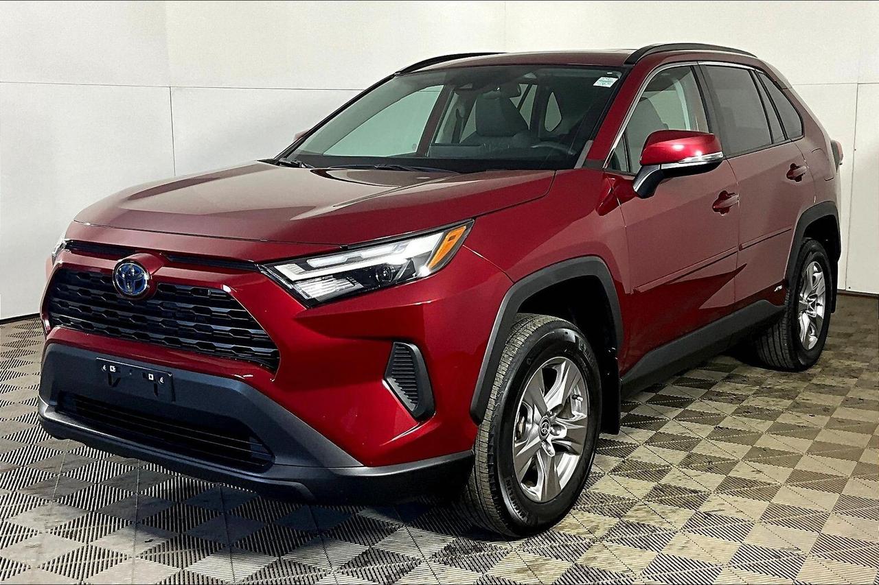 2023 Toyota RAV4 Hybrid XLE AWD Photo