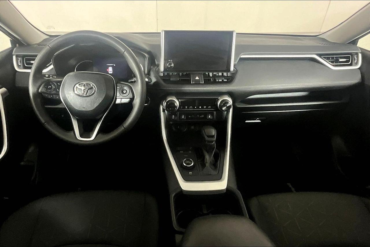 2023 Toyota RAV4 Hybrid XLE AWD Photo