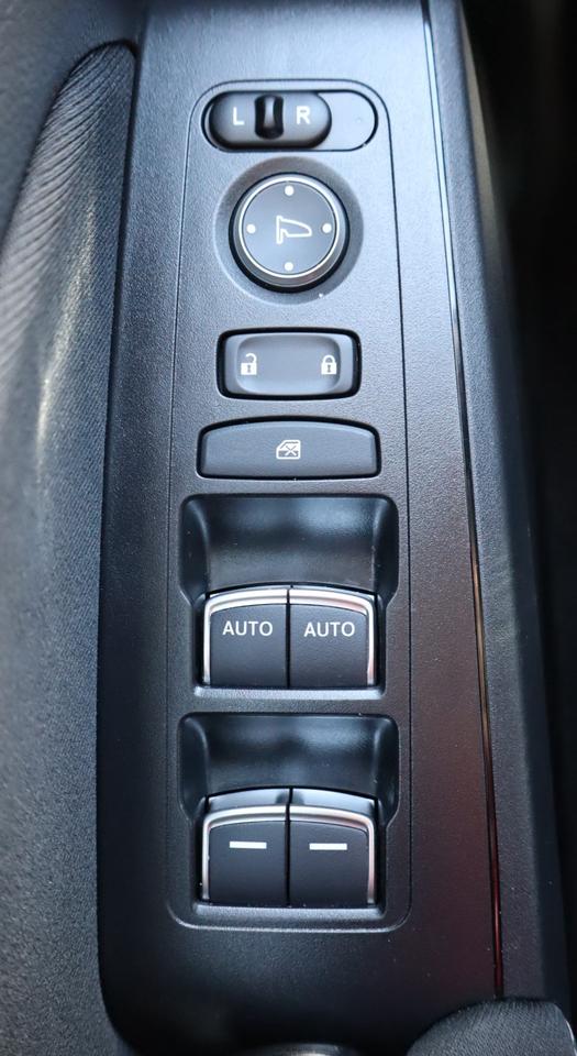2022 Honda Civic LX 4dr Sedan Photo