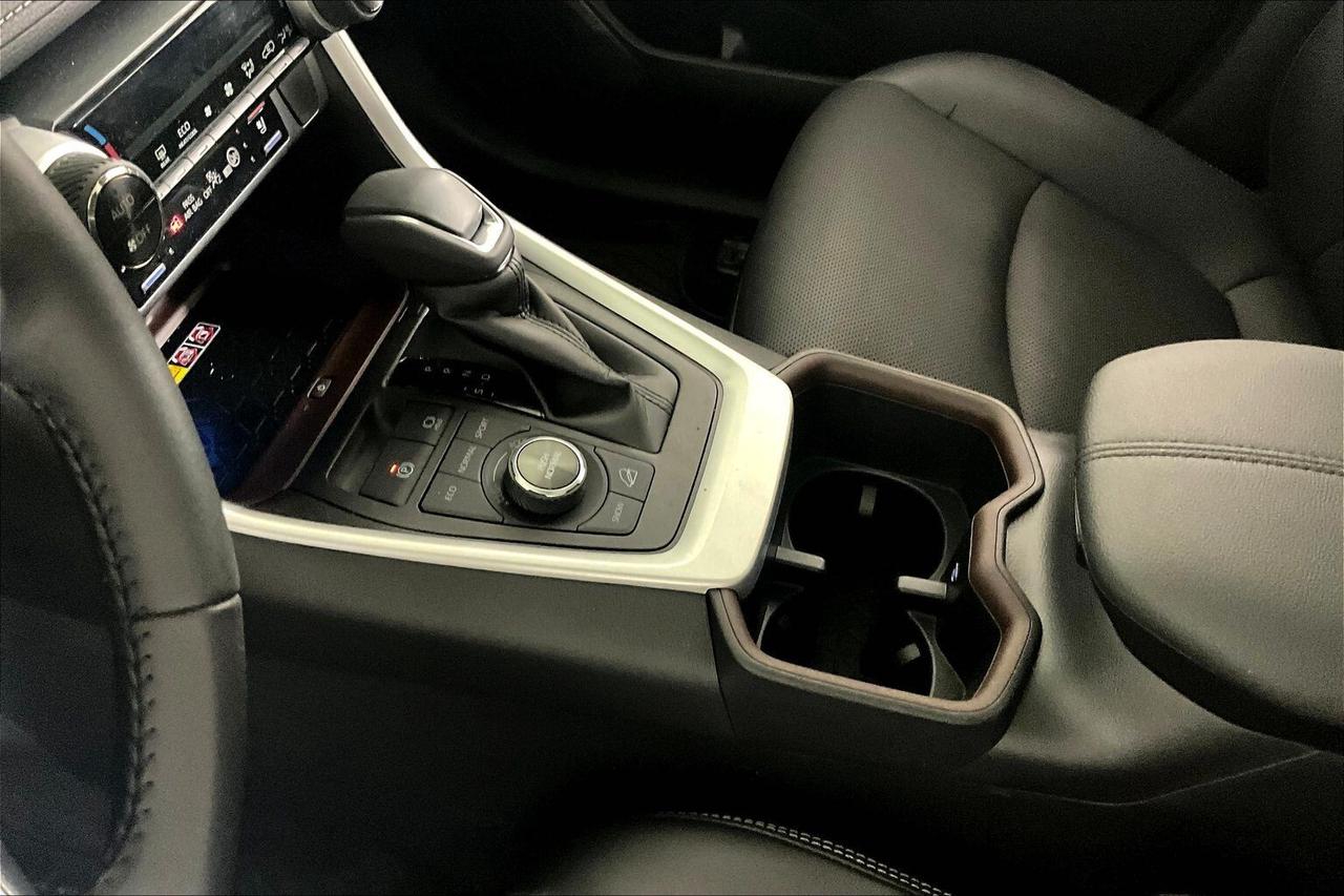 2023 Toyota RAV4 LIMITED AWD Photo