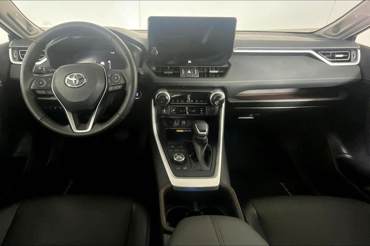 2023 Toyota RAV4 LIMITED AWD Photo