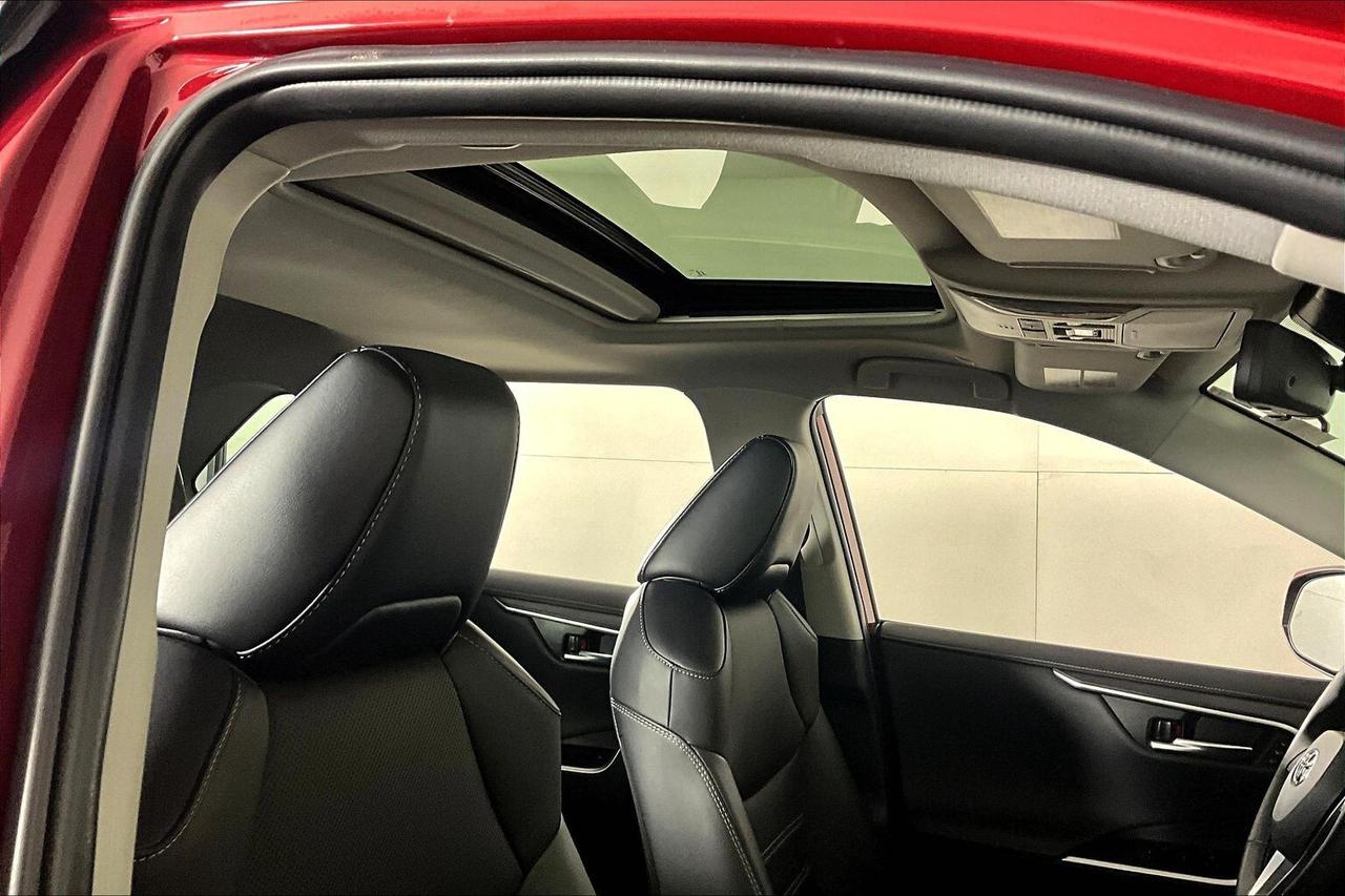 2023 Toyota RAV4 LIMITED AWD Photo