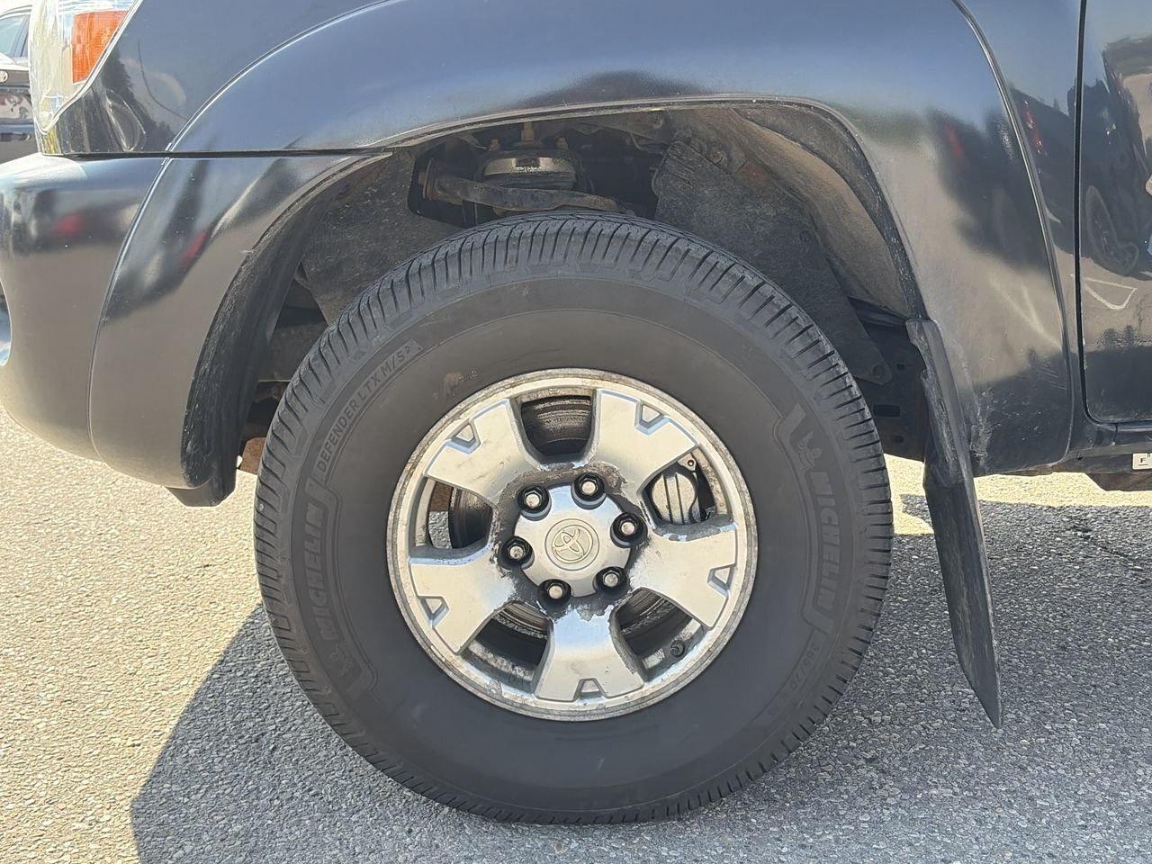 2007 Toyota Tacoma ACCESS CAB TRD OFF ROAD PKG SOLD AS/IS   BED COVER Photo