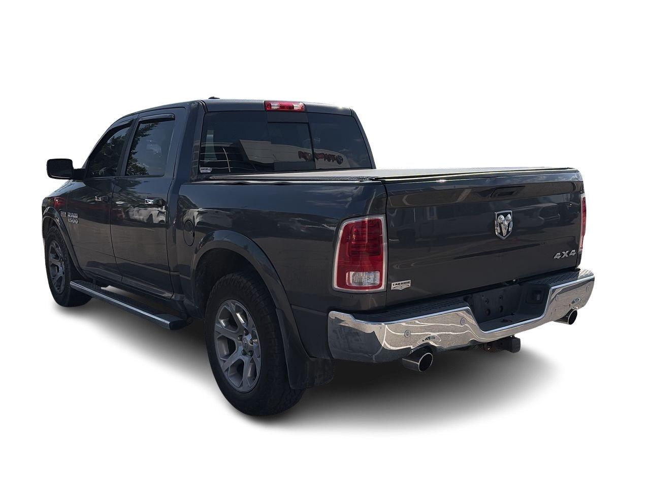 2016 RAM 1500 Laramie V8 HEMI (140.5 WB - 5.7 Box) SOLD AS/IS Photo