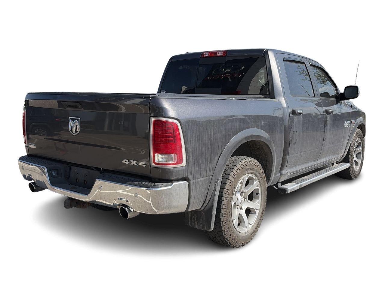 2016 RAM 1500 Laramie V8 HEMI (140.5 WB - 5.7 Box) SOLD AS/IS Photo