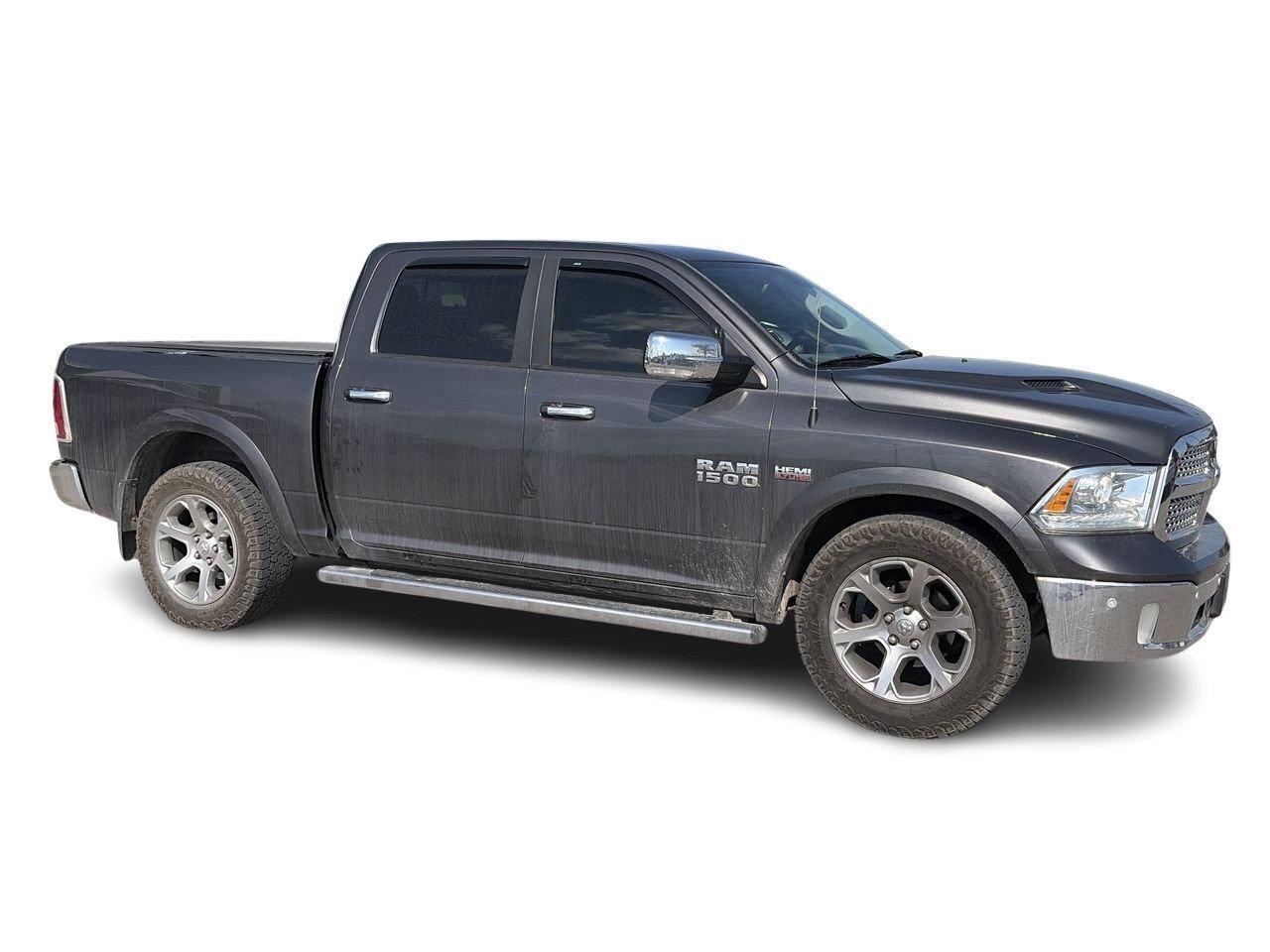 2016 RAM 1500 Laramie V8 HEMI (140.5 WB - 5.7 Box) SOLD AS/IS Photo