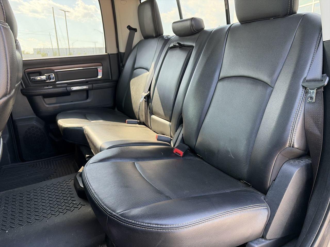 2016 RAM 1500 Laramie V8 HEMI (140.5 WB - 5.7 Box) SOLD AS/IS Photo