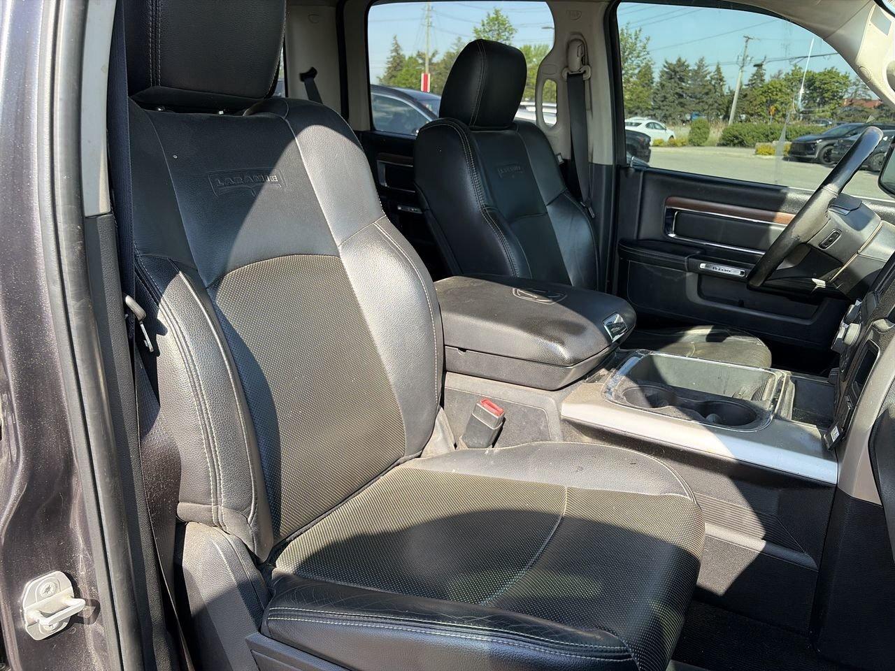 2016 RAM 1500 Laramie V8 HEMI (140.5 WB - 5.7 Box) SOLD AS/IS Photo