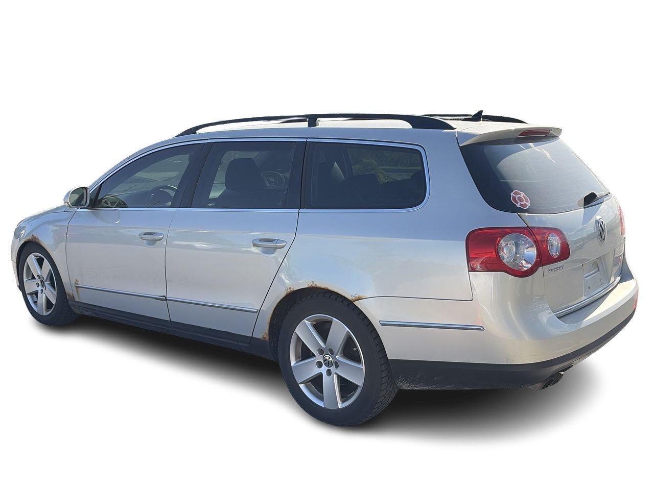 2010 Volkswagen Passat Wagon Comfortline 2.0T 6sp DSG Tip SOLD AS/IS   LEATHER Photo