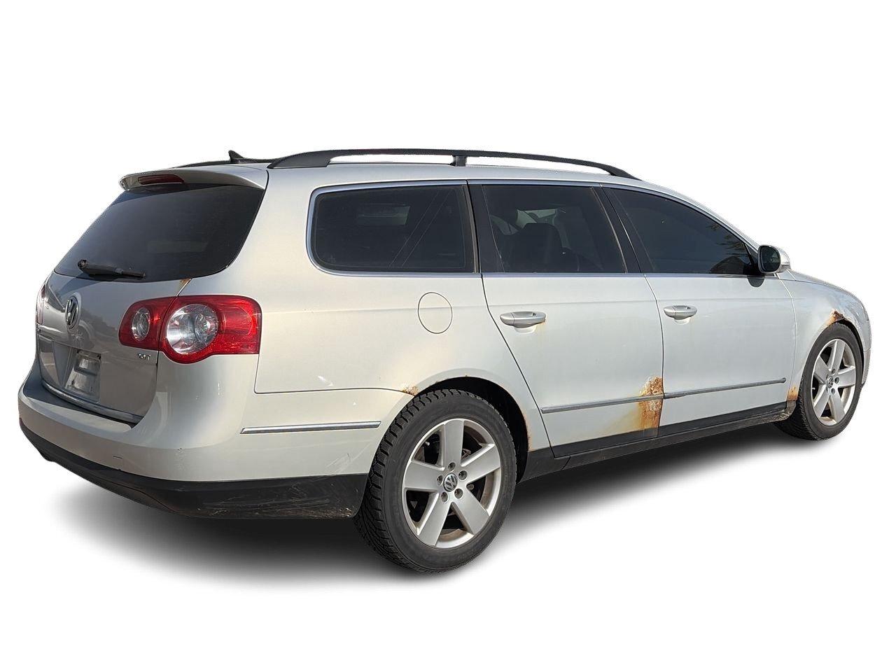 2010 Volkswagen Passat Wagon Comfortline 2.0T 6sp DSG Tip SOLD AS/IS   LEATHER Photo