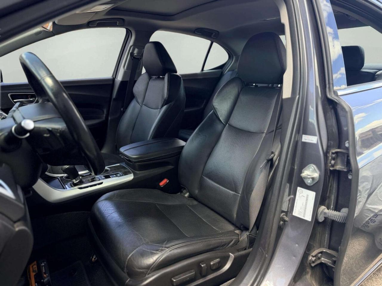 2018 Acura TLX Tech Sedan Photo