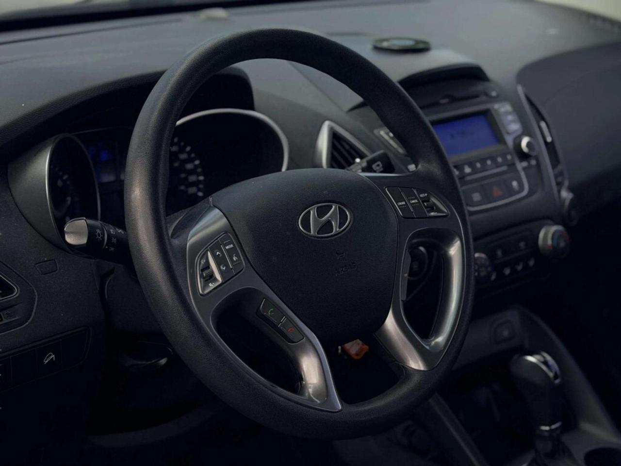 2015 Hyundai Tucson GL Photo