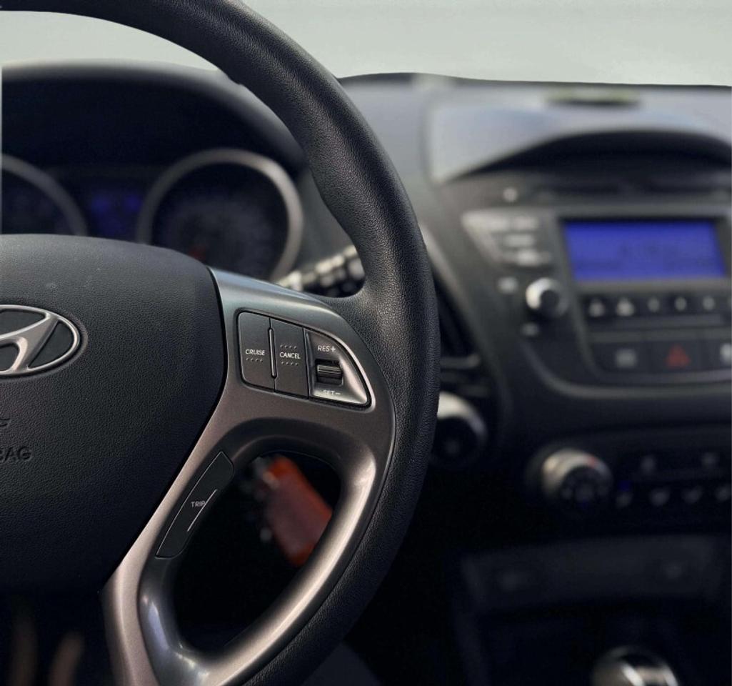 2015 Hyundai Tucson GL Photo