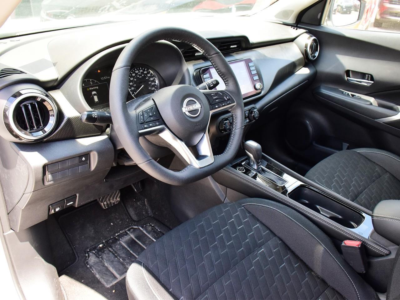 2024 Nissan Kicks SV 4dr Front-Wheel Drive Photo