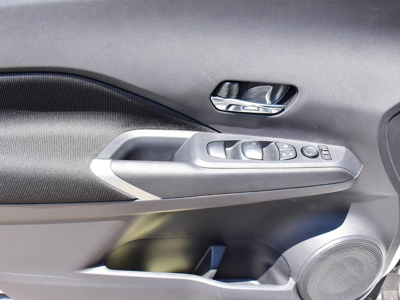 2024 Nissan Kicks SV 4dr Front-Wheel Drive Photo