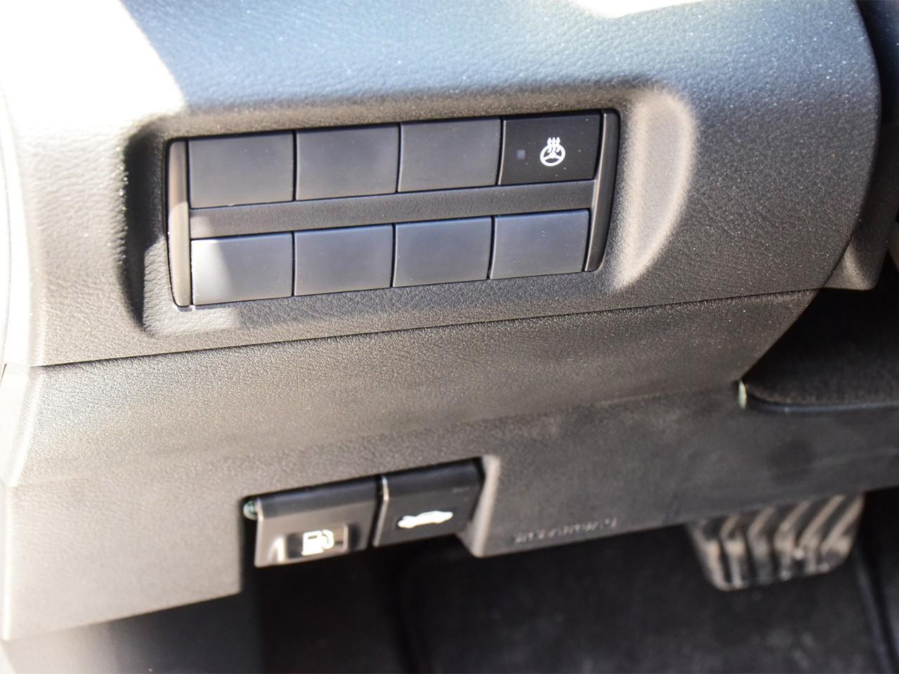 2024 Nissan Kicks SV 4dr Front-Wheel Drive Photo