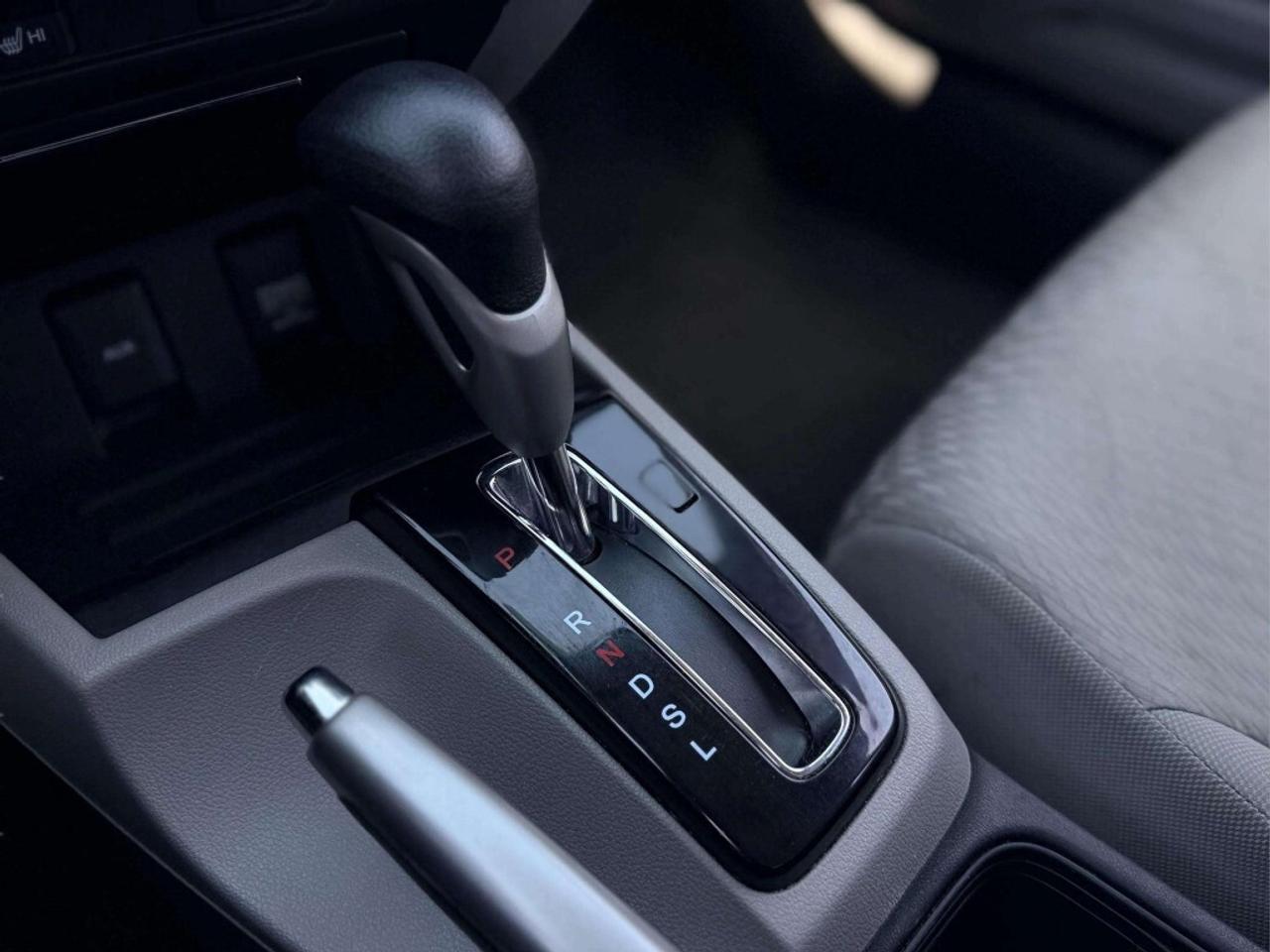 2015 Honda Civic Sedan Automatic LX Photo