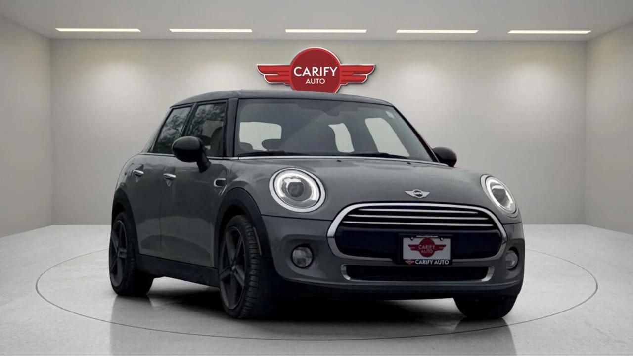 2017 MINI Cooper Hardtop 5DR Photo