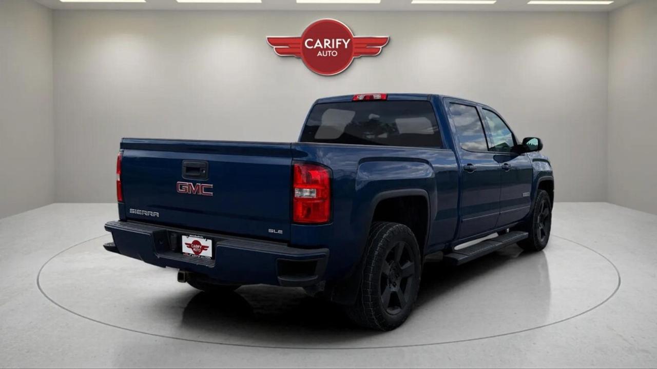 2017 GMC Sierra 1500 4WD Crew Cab 153.0 SLE Photo